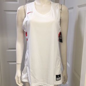 Nike Basketball/Athletic/Athleisure Tank L-T NWT!